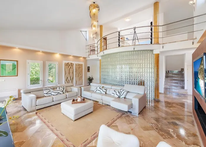 Villa Canet Next To The Beach